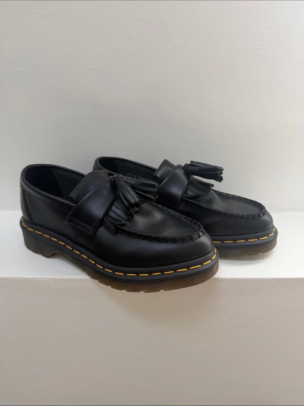 New! Dr. Martens Black Leather Tassel Loafers, Doc Marten, EU size 36